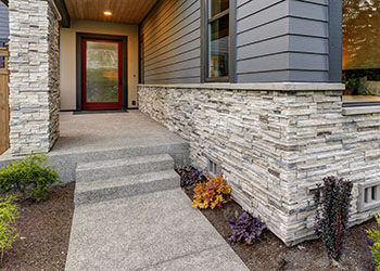 Exterior stone veneer siding